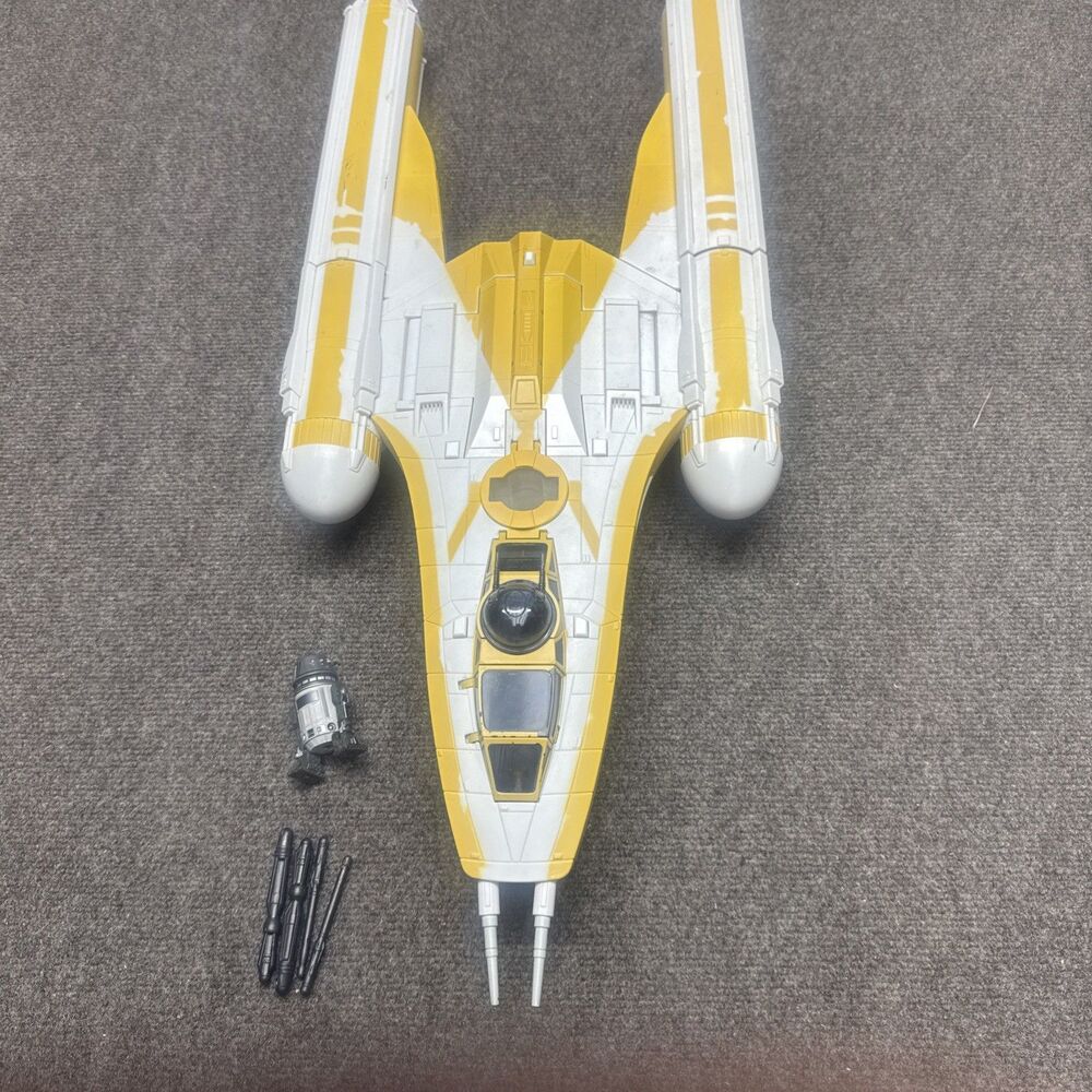 Star Wars Clone Wars Republic BTL-B Y-Wing Bomber Hasbro 2009